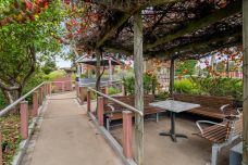 Condare Court walking trail